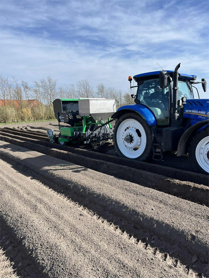 Agronomic 2RMP - Potato planter: picture 4 Agronomic 2RMP - Potato planter: picture 4