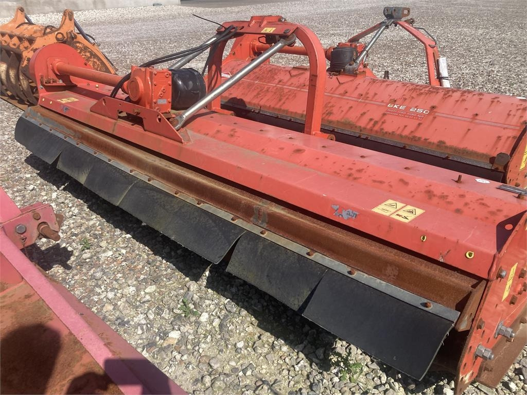 Kuhn VKM 305 - Flail mower: picture 2 Kuhn VKM 305 - Flail mower: picture 2