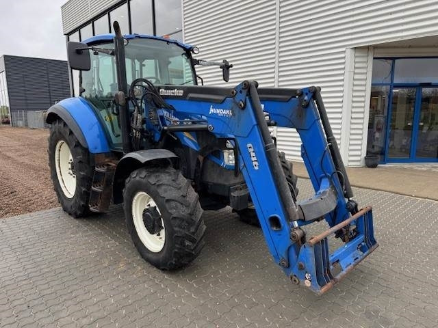 New Holland T5.115 EC - Farm tractor: picture 2 New Holland T5.115 EC - Farm tractor: picture 2