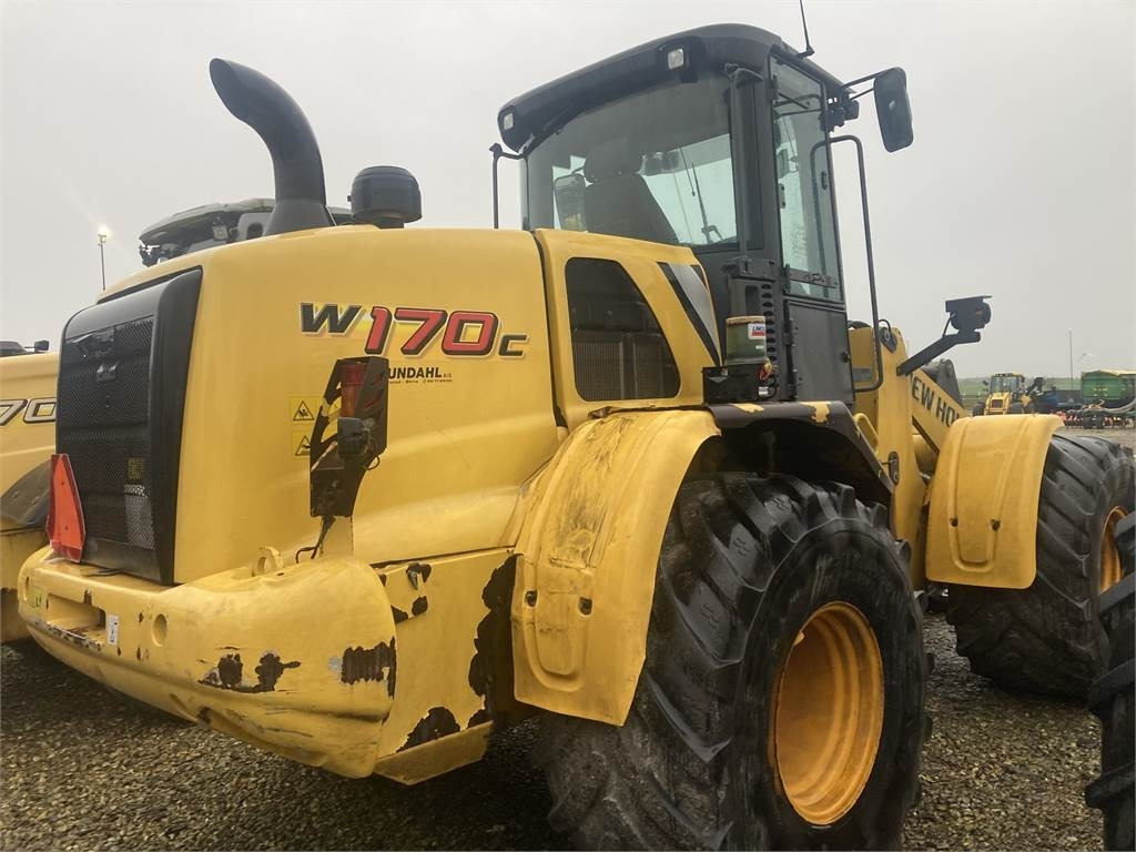 New Holland W170C LR T4B - Wheel loader: picture 3 New Holland W170C LR T4B - Wheel loader: picture 3