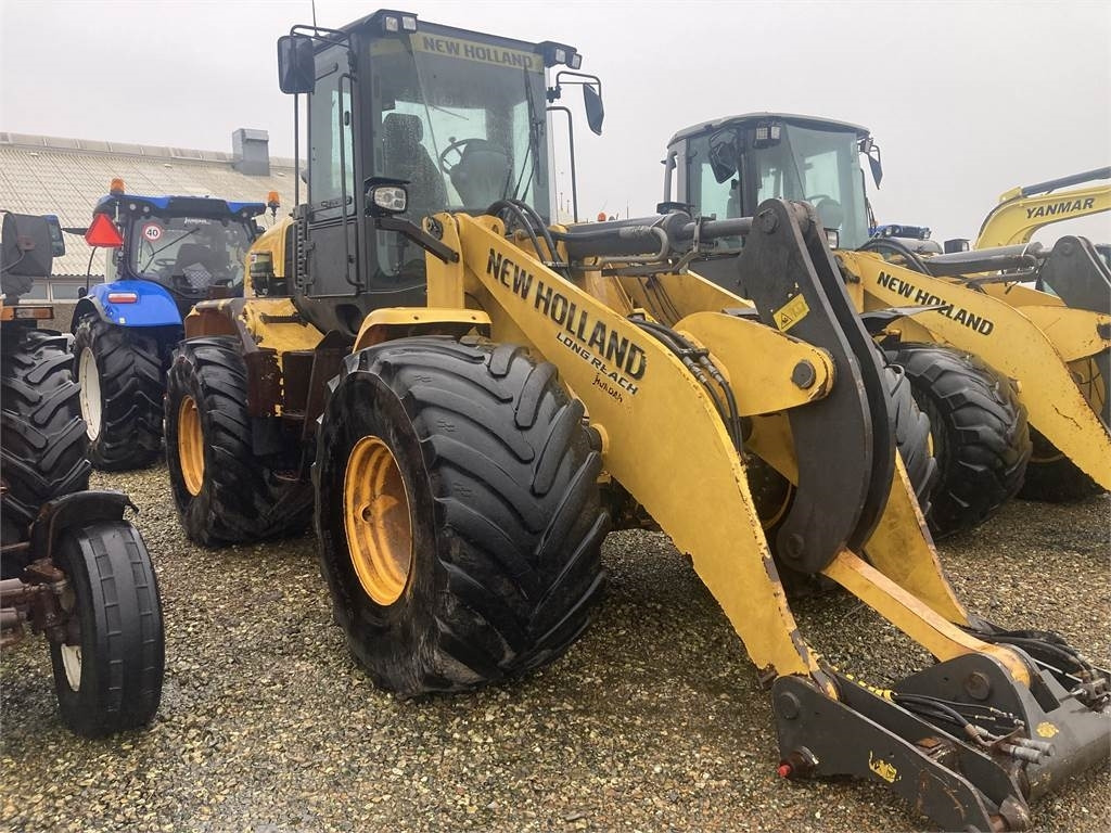 New Holland W170C LR T4B - Wheel loader: picture 2 New Holland W170C LR T4B - Wheel loader: picture 2