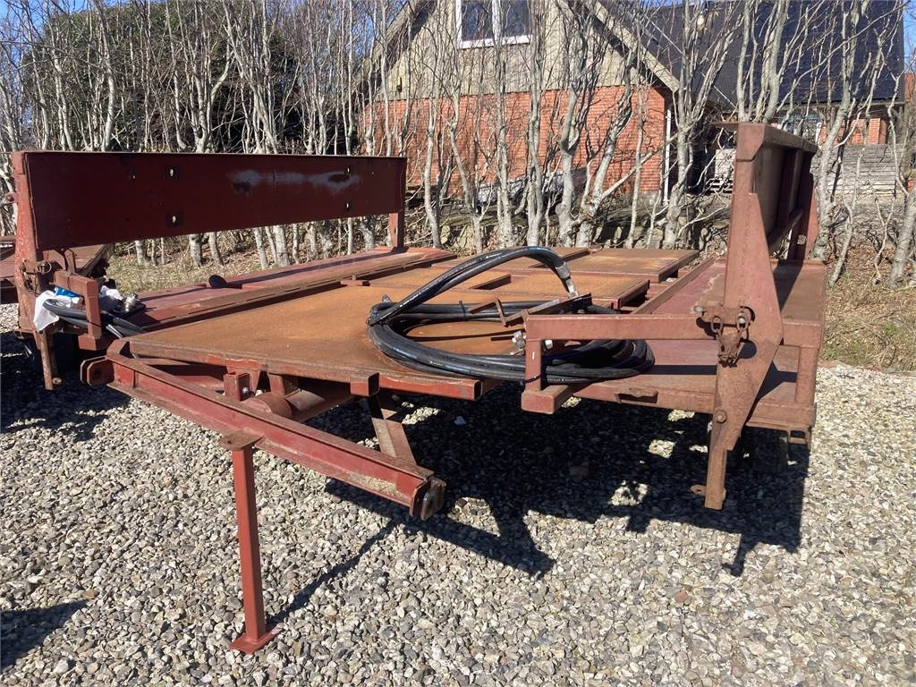 Spragelse 325 - Farm trailer: picture 1 Spragelse 325 - Farm trailer: picture 1