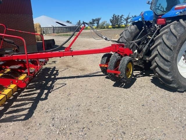 Vaderstad RAPID RD 400 C - Seed drill: picture 2 Vaderstad RAPID RD 400 C - Seed drill: picture 2