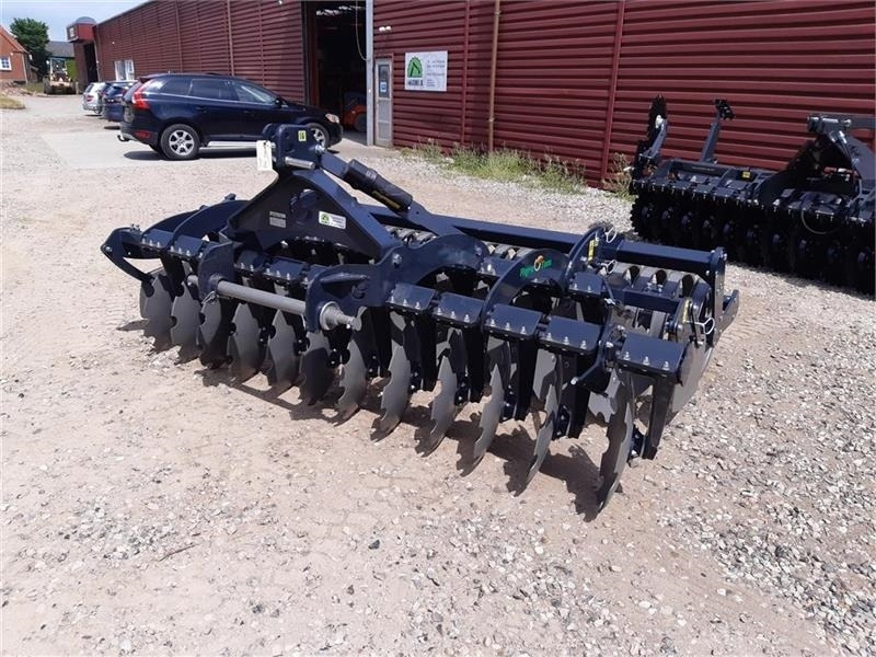 Agro - TOM 3 meters - Disc harrow: picture 1 Agro - TOM 3 meters - Disc harrow: picture 1