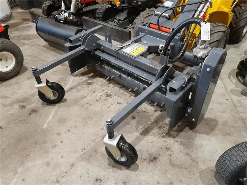 Eurotrac POWER RAKE - Attachment for Construction machinery: picture 2 Eurotrac POWER RAKE - Attachment for Construction machinery: picture 2
