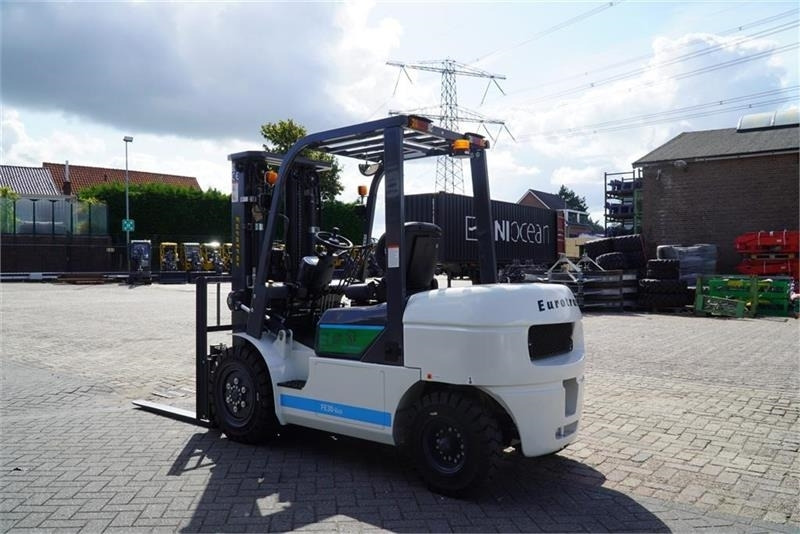 Eurotrac Eurotrack - Diesel forklift: picture 4 Eurotrac Eurotrack - Diesel forklift: picture 4