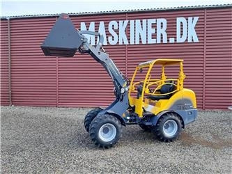 Eurotrac W12 Eurotrac W12s m. mellem arm - Compact loader: picture 1 Eurotrac W12 Eurotrac W12s m. mellem arm - Compact loader: picture 1