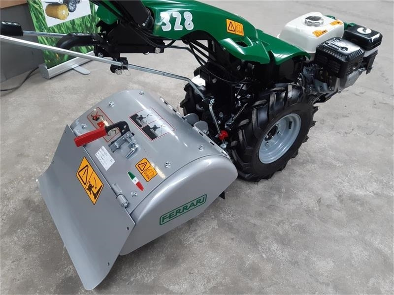 Ferrari 328 - Municipal tractor: picture 5 Ferrari 328 - Municipal tractor: picture 5