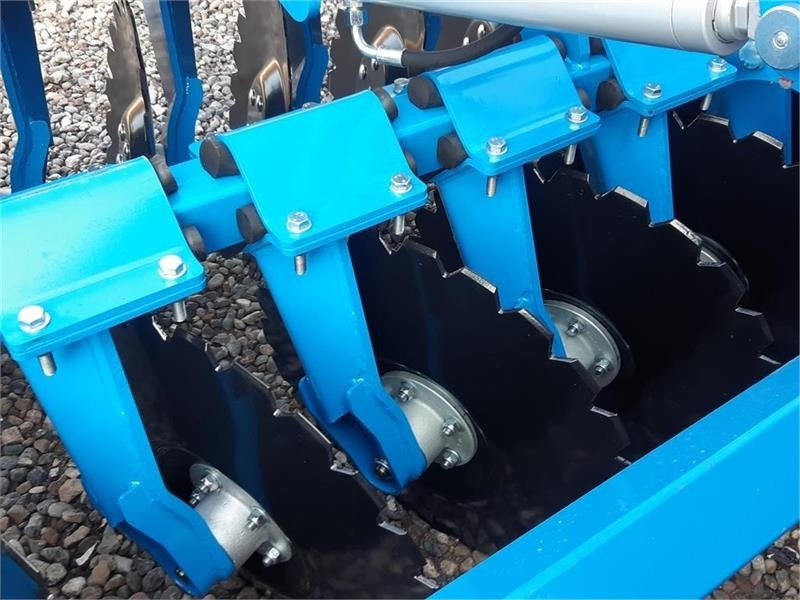 Inter-Tech Diskharve 4 meter med lift - Disc harrow: picture 4 Inter-Tech Diskharve 4 meter med lift - Disc harrow: picture 4