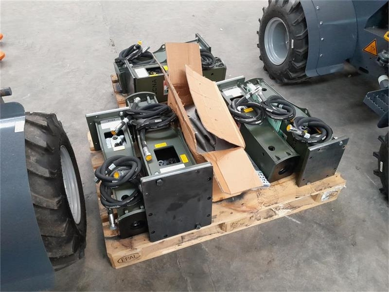 - - - TECHNA Professionel - Hydraulic hammer for Mini excavator: picture 3 - - - TECHNA Professionel - Hydraulic hammer for Mini excavator: picture 3