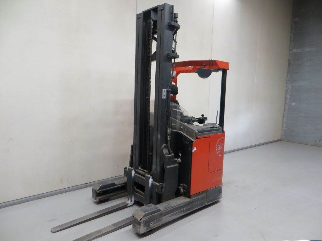 BT RR E2 - Reach truck: picture 3 BT RR E2 - Reach truck: picture 3