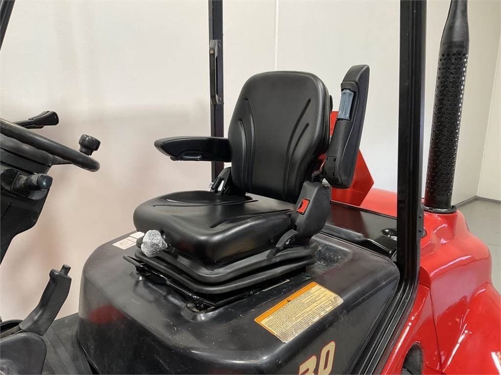 Hangcha CPCD30-XW43E-RT - Rough terrain forklift: picture 5 Hangcha CPCD30-XW43E-RT - Rough terrain forklift: picture 5