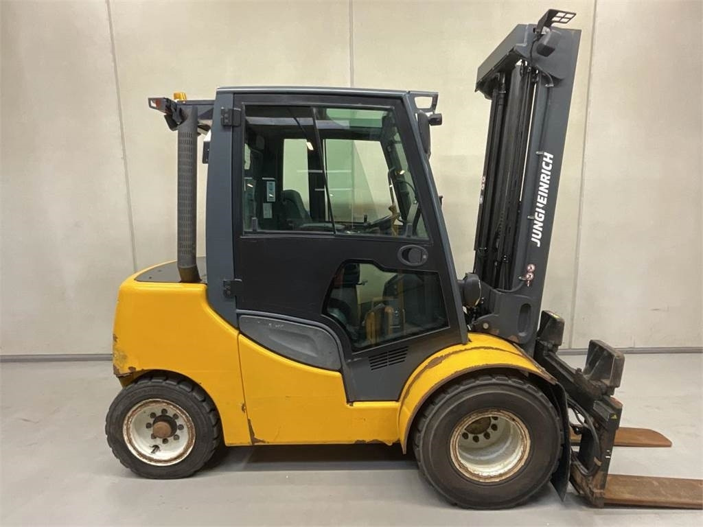 Jungheinrich DFG 540S - Diesel forklift: picture 1 Jungheinrich DFG 540S - Diesel forklift: picture 1