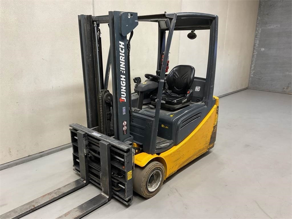 Jungheinrich EFG 218 - Electric forklift: picture 4 Jungheinrich EFG 218 - Electric forklift: picture 4