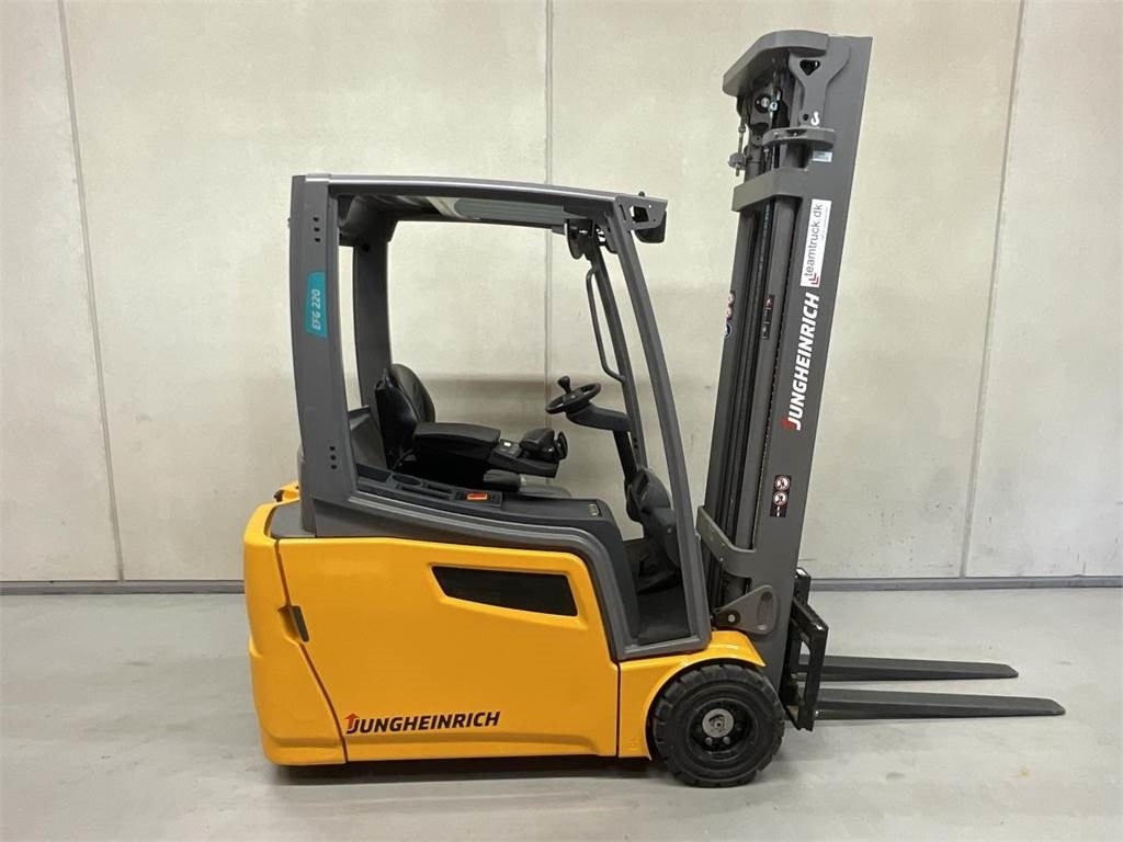 Jungheinrich EFG 220 - Electric forklift: picture 1 Jungheinrich EFG 220 - Electric forklift: picture 1