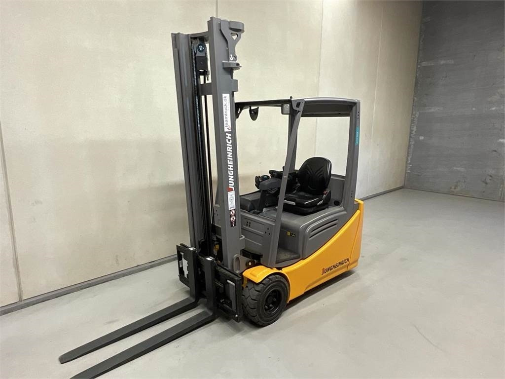 Jungheinrich EFG 220 - Electric forklift: picture 3 Jungheinrich EFG 220 - Electric forklift: picture 3
