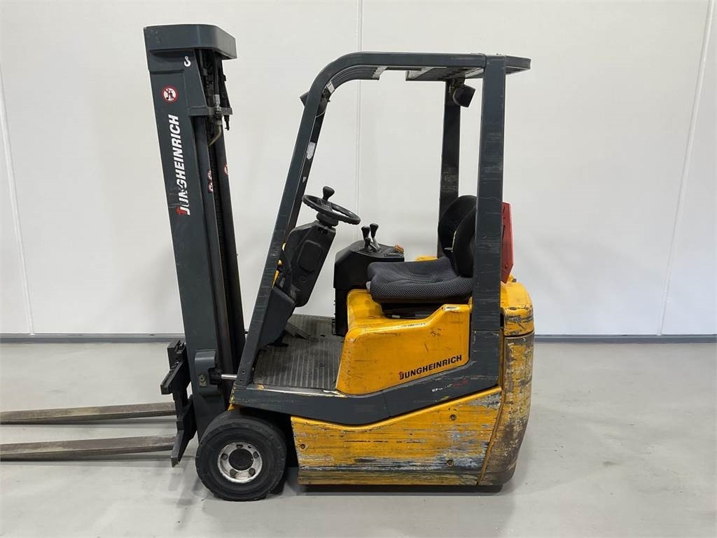 Jungheinrich EFG-DF12 - Electric forklift: picture 3 Jungheinrich EFG-DF12 - Electric forklift: picture 3