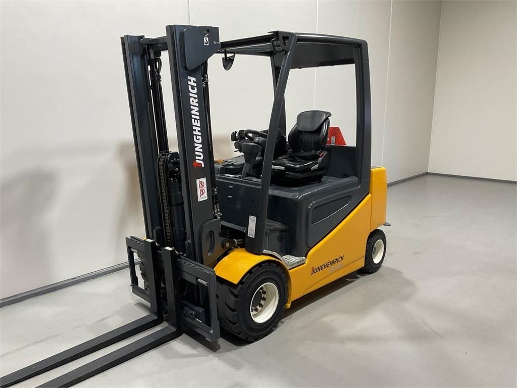 Jungheinrich EFG S30 - Electric forklift: picture 4 Jungheinrich EFG S30 - Electric forklift: picture 4