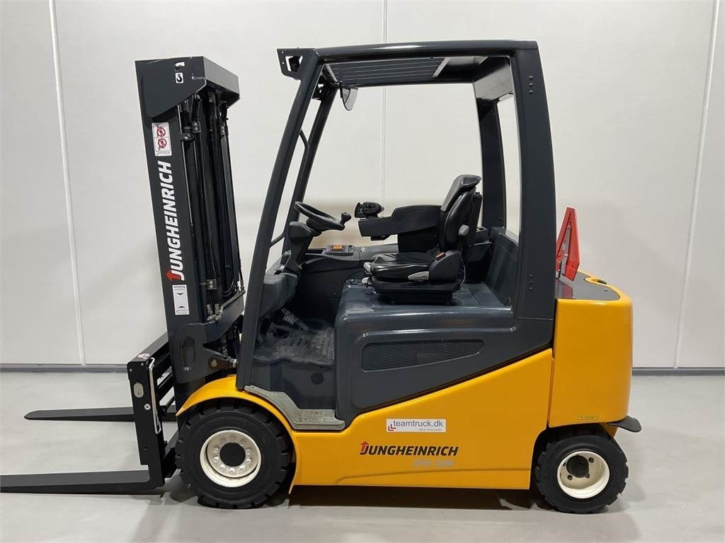 Jungheinrich EFG S30S - Electric forklift: picture 3 Jungheinrich EFG S30S - Electric forklift: picture 3