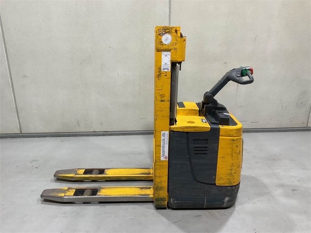 Jungheinrich ERC 212 - Stacker: picture 3 Jungheinrich ERC 212 - Stacker: picture 3