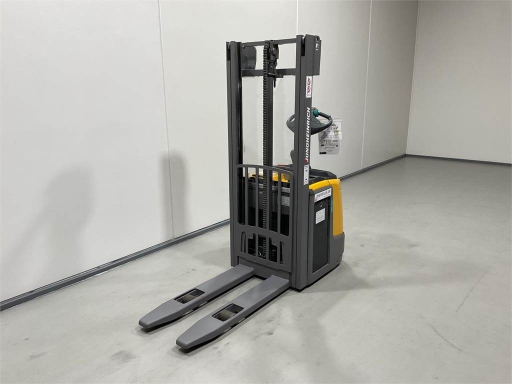 Jungheinrich ERC 212 - Stacker: picture 4 Jungheinrich ERC 212 - Stacker: picture 4