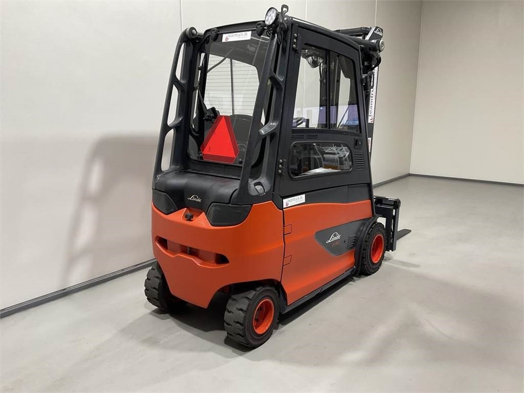 Linde E30HL-01/600 - Electric forklift: picture 2 Linde E30HL-01/600 - Electric forklift: picture 2