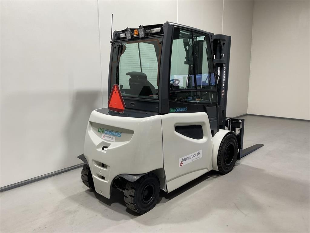 UniCarriers EP45C 2 - Electric forklift: picture 2 UniCarriers EP45C 2 - Electric forklift: picture 2