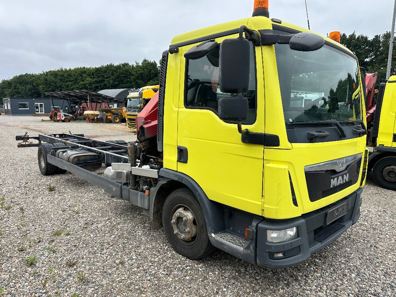 MAN TGL 12.220 with Crane HMF 735K2 - Crane truck: picture 2 MAN TGL 12.220 with Crane HMF 735K2 - Crane truck: picture 2