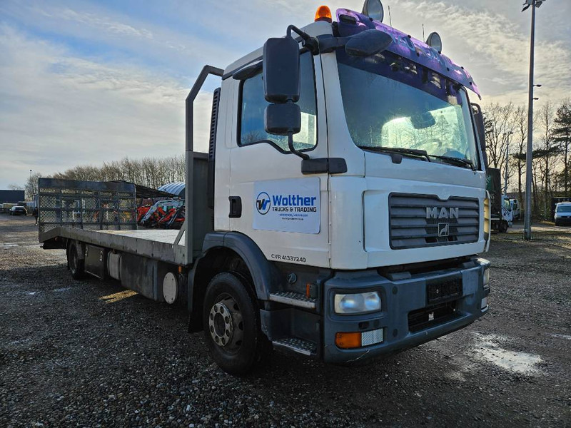 MAN TGM 15.280 // Machinetransport // Autotransporter - Autotransporter truck: picture 1 MAN TGM 15.280 // Machinetransport // Autotransporter - Autotransporter truck: picture 1