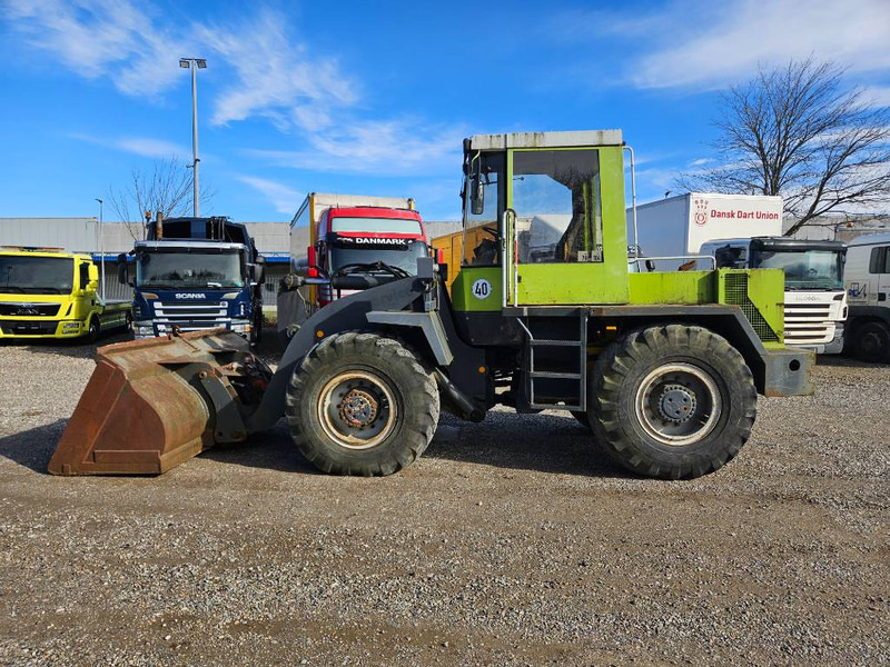 O & K L 15 + Bucket + Quickshift - Wheel loader: picture 2 O & K L 15 + Bucket + Quickshift - Wheel loader: picture 2