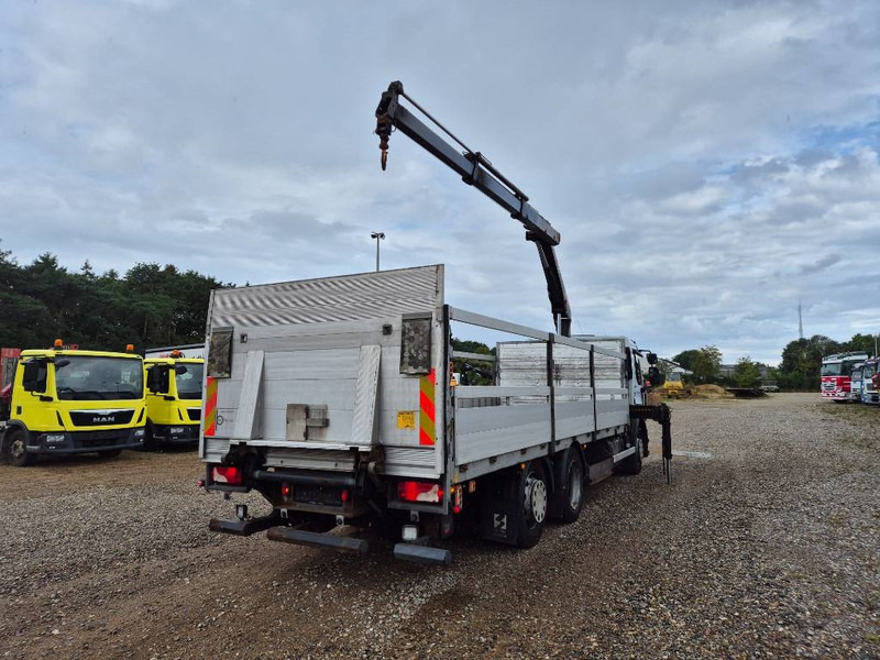 Renault Premium 320 DCI // Hiab 088 / B-2 // Lift - Crane truck: picture 4 Renault Premium 320 DCI // Hiab 088 / B-2 // Lift - Crane truck: picture 4