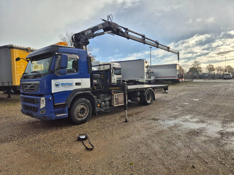 Volvo FM 330 4x2 // Hiab 122 ES-4 HIDUO // - Crane truck: picture 1 Volvo FM 330 4x2 // Hiab 122 ES-4 HIDUO // - Crane truck: picture 1