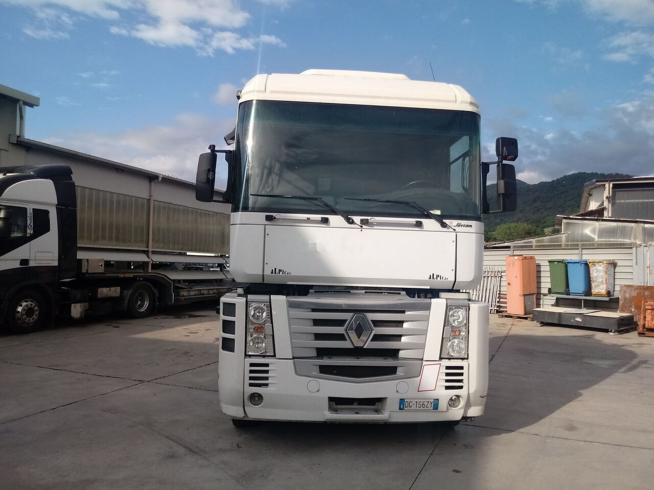 Renault MAGNUM 500 DXI E.5 - Tractor unit: picture 2 Renault MAGNUM 500 DXI E.5 - Tractor unit: picture 2