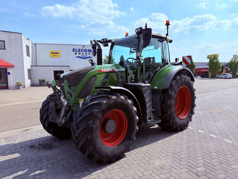 Fendt 718 Vario PowerPlus ONE - Farm tractor: picture 5 Fendt 718 Vario PowerPlus ONE - Farm tractor: picture 5