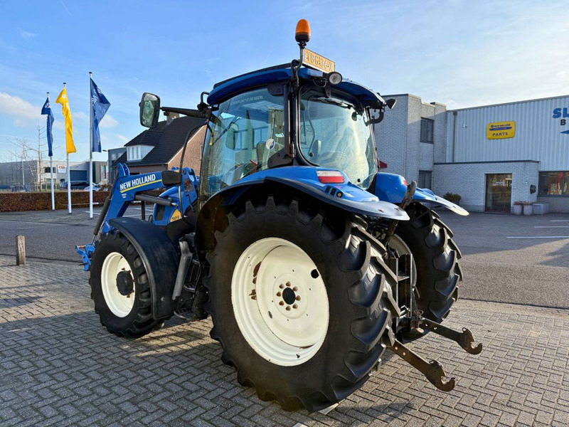 New Holland T6010 Plus + 750TL Voorlader - Farm tractor: picture 2 New Holland T6010 Plus + 750TL Voorlader - Farm tractor: picture 2