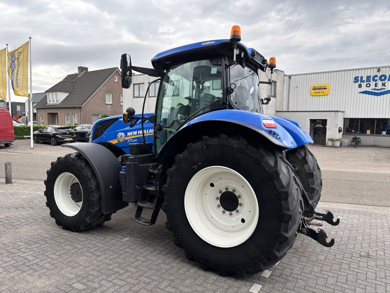 New Holland T7.245 AC STAGE V - Farm tractor: picture 2 New Holland T7.245 AC STAGE V - Farm tractor: picture 2