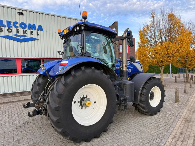 New Holland T7.270 AC 10 Years Blue Power Edition - Farm tractor: picture 3 New Holland T7.270 AC 10 Years Blue Power Edition - Farm tractor: picture 3