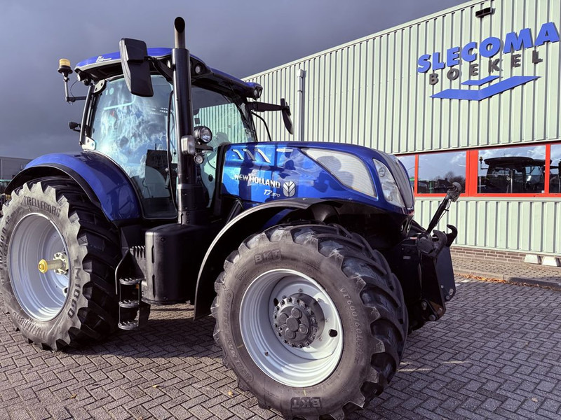 New Holland T7.270 AC Stage V Blue Power - Farm tractor: picture 3 New Holland T7.270 AC Stage V Blue Power - Farm tractor: picture 3