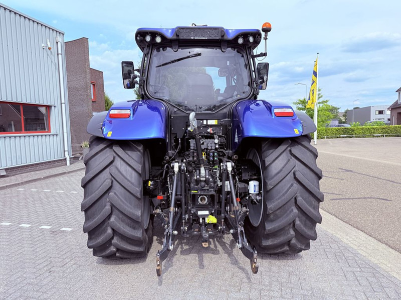 New Holland T7.270 AutoCommand Blue Power – Stage V - Farm tractor: picture 3 New Holland T7.270 AutoCommand Blue Power – Stage V - Farm tractor: picture 3