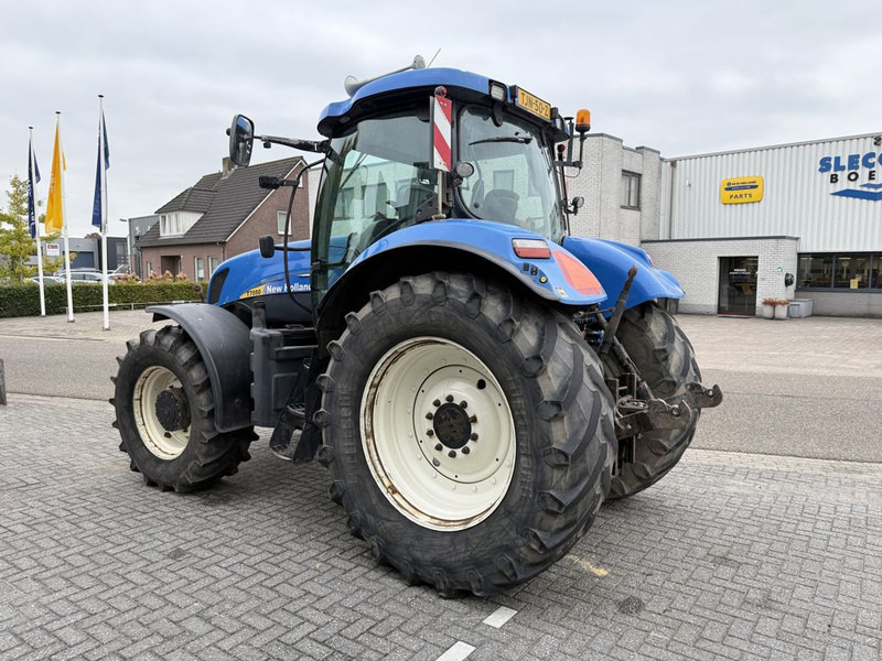 New Holland T7050 Power Command - Farm tractor: picture 2 New Holland T7050 Power Command - Farm tractor: picture 2