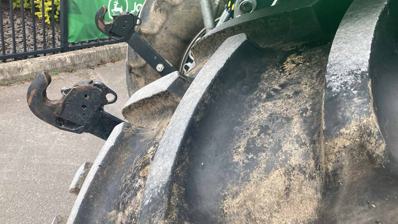 Farm tractor Deutz-Fahr 5125: picture 10