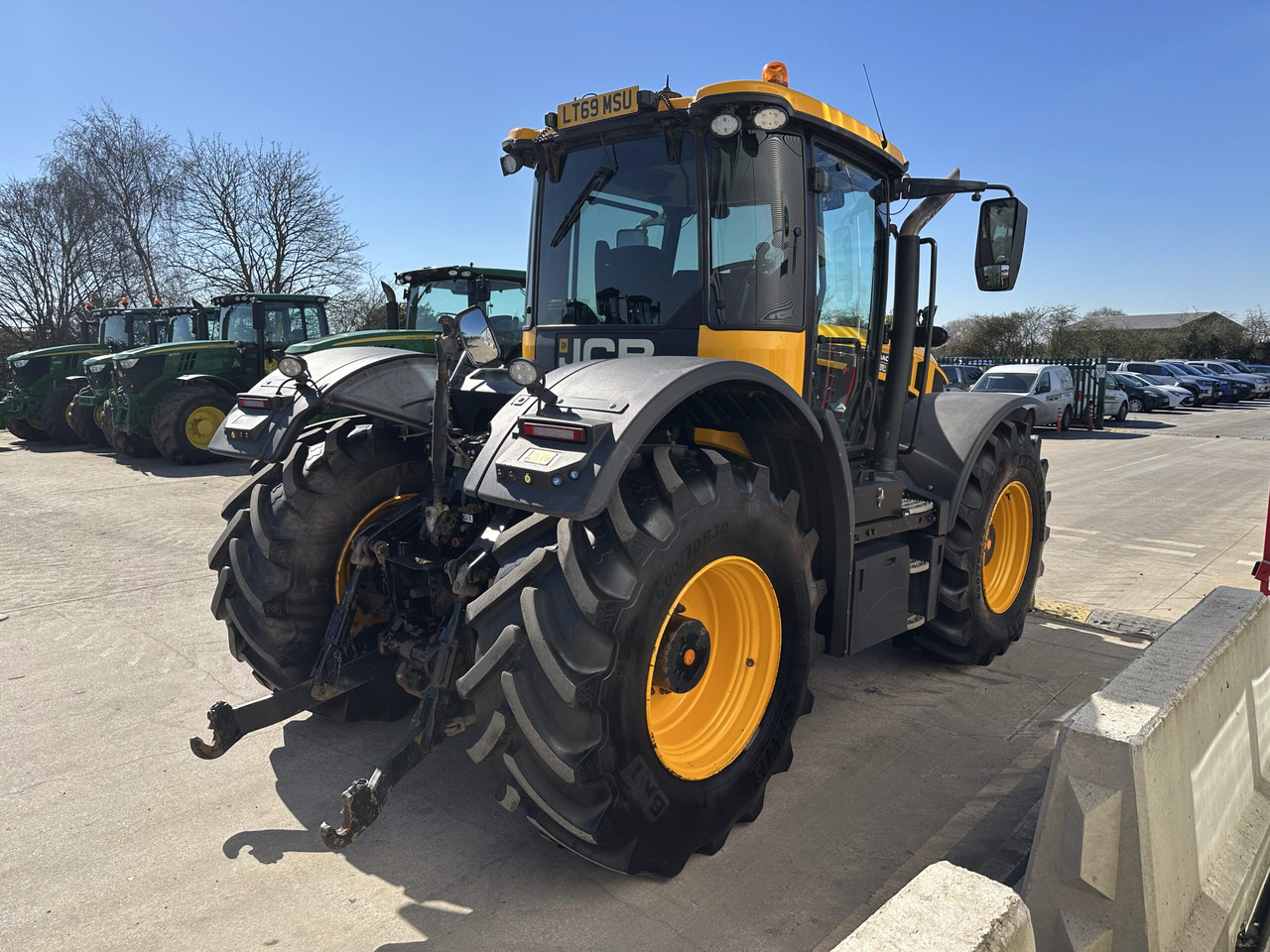 JCB Fastrac 4220 - Farm tractor: picture 5 JCB Fastrac 4220 - Farm tractor: picture 5
