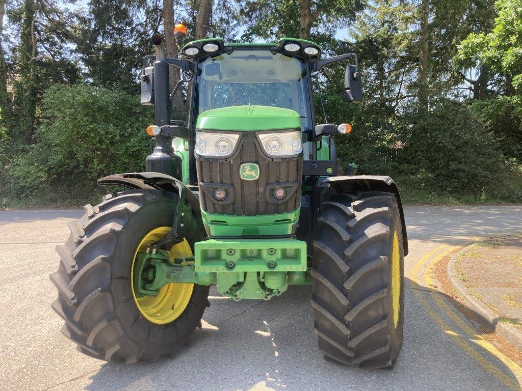Farm tractor John Deere 6155M: picture 8