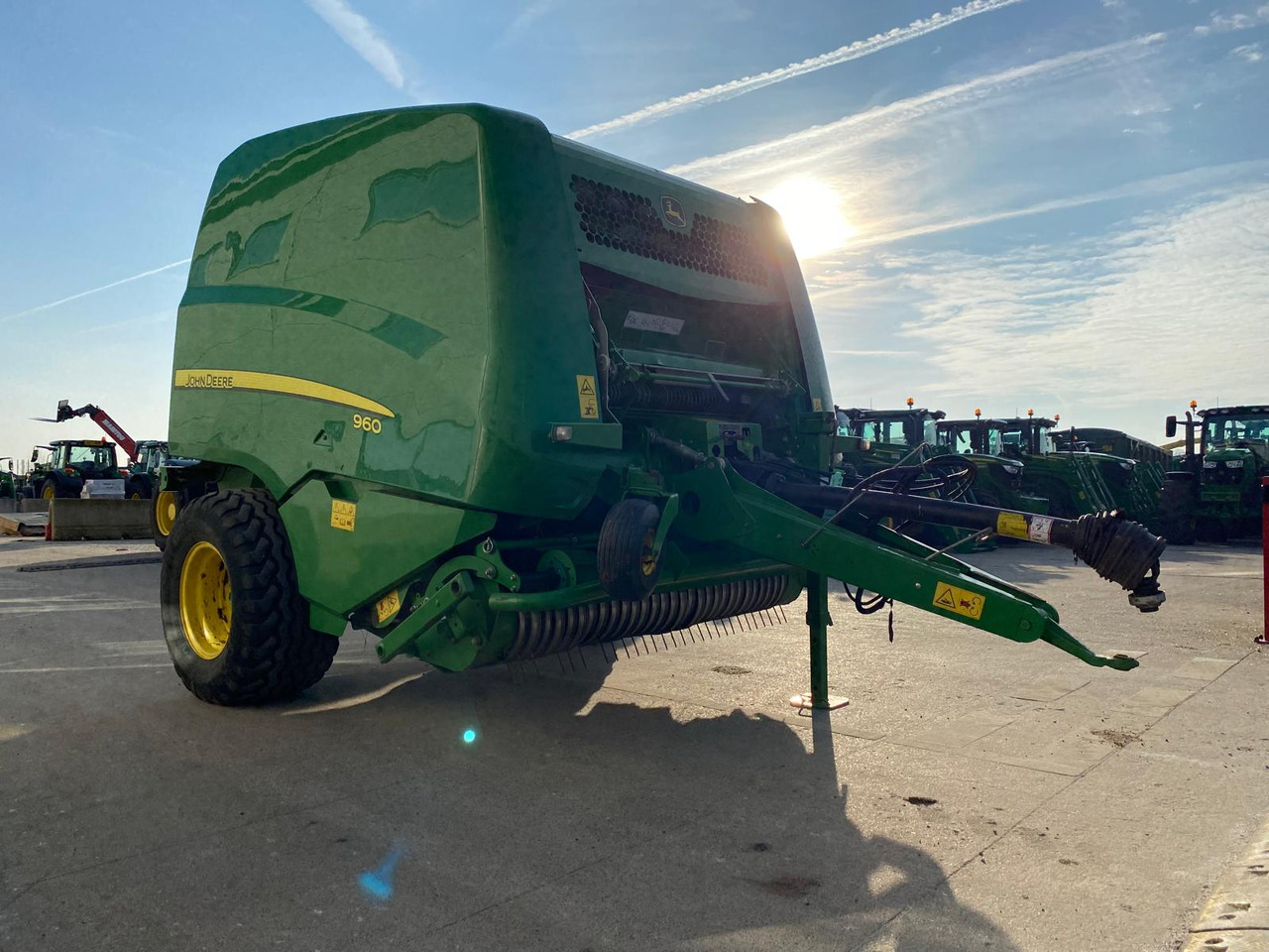 John Deere 960 - Hay and forage equipment: picture 1 John Deere 960 - Hay and forage equipment: picture 1
