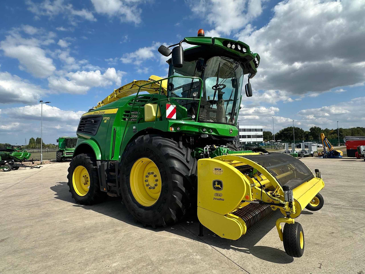John Deere 9700I - Forage harvester: picture 3 John Deere 9700I - Forage harvester: picture 3