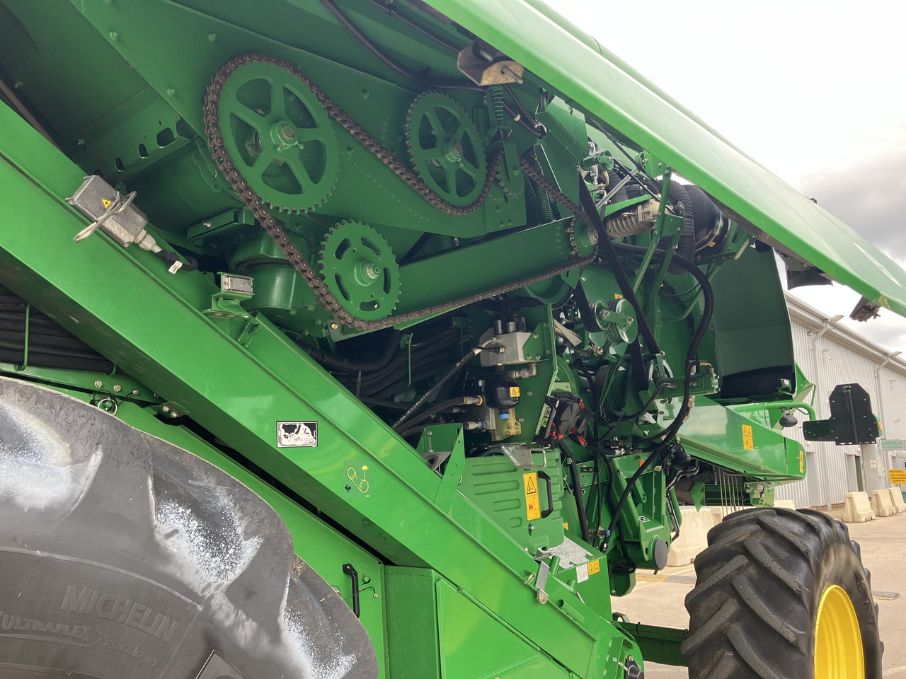 Combine harvester John Deere T670i HillMaster: picture 18