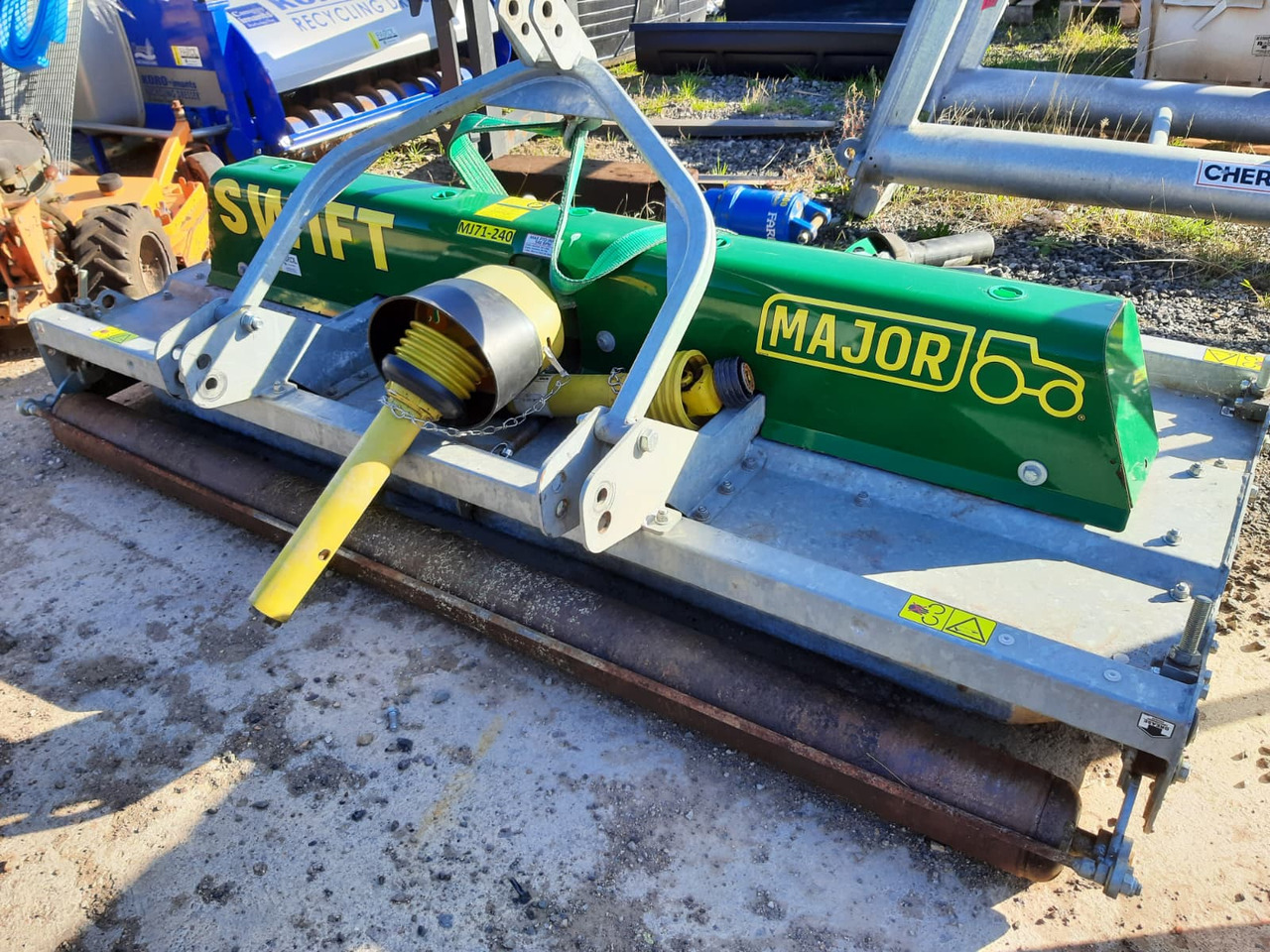 Major Swift 240 Roller Mower - Garden mower: picture 1 Major Swift 240 Roller Mower - Garden mower: picture 1