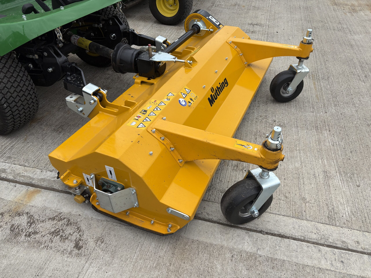 Muthing MU-FM160 JD Outfront Flail Mower - Garden mower: picture 2 Muthing MU-FM160 JD Outfront Flail Mower - Garden mower: picture 2