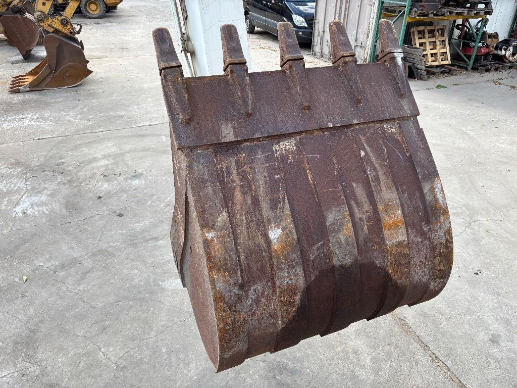 Crawler excavator CAT 320E: picture 7