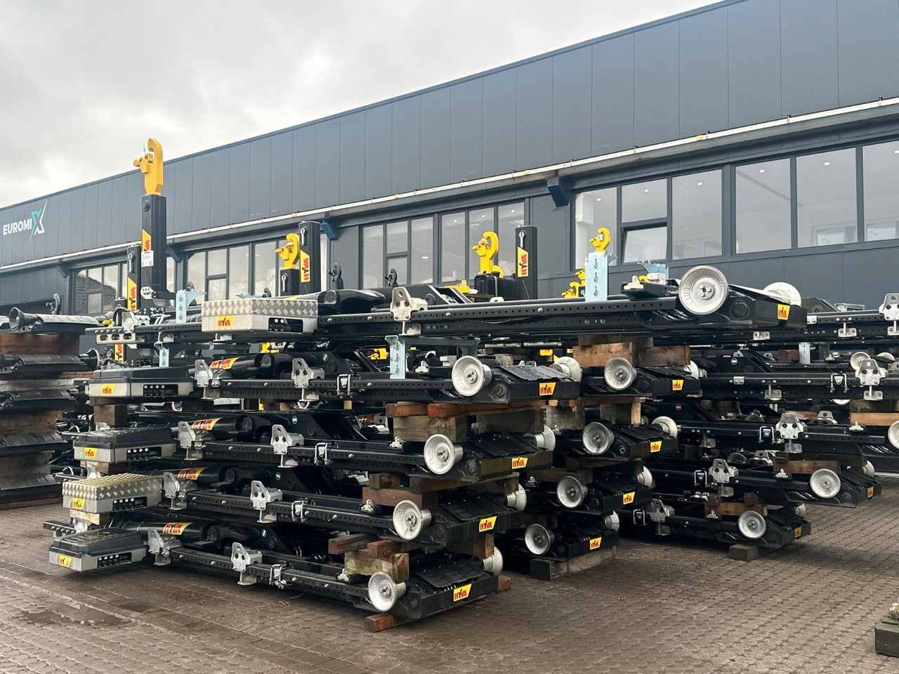 Hyva Abrollkipper Aufbauten 12ton 20ton 26ton - Hook lift truck: picture 3 Hyva Abrollkipper Aufbauten 12ton 20ton 26ton - Hook lift truck: picture 3